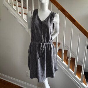 Gilli Ribbed Gray Sleeveless Dress with pockets, buttons & tie detail  Size XL